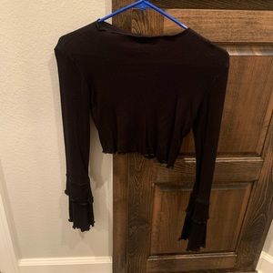 Black Long Sleeve Crop Top